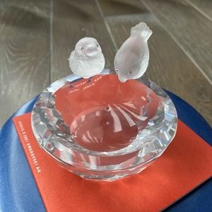 Swarovski crystal bird bath figurine